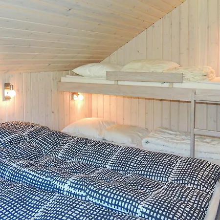 Gorgeous Home In Hemmet With Wifi Casa de Férias
